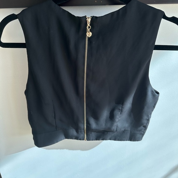 Black crop top - Picture 3 of 3